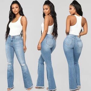Fashion Nova Flare Jeans 💙 Size 5